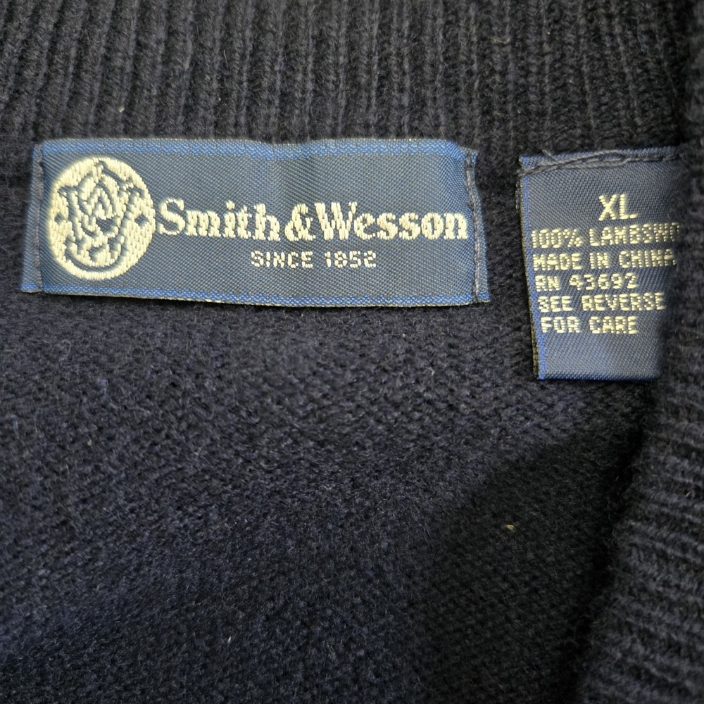Smith & Wesson 100% Lambswool Sweater Men's XL Navy V‎ Neck Long Sleeve